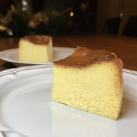 自家製リッチバスクチーズケーキ　1ホール
