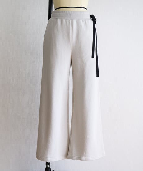 Uptown Sweat Wide Easy Pants（Oyster White/Mauve/Sumi Black）