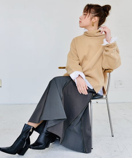 Wholegarment Slit High Neck Top