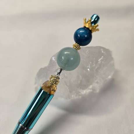 明るく変化して自信をもたらす。パイソン原石ペン