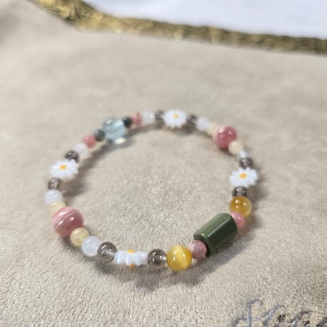 心に花咲く🌼ブレスレット