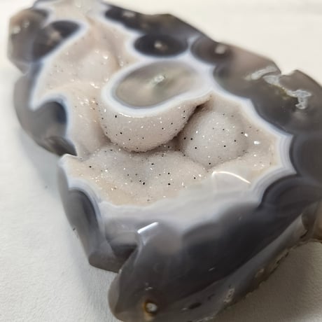いつでも再チャレンジ　ドュルジーアゲート葉っぱモチーフ置物