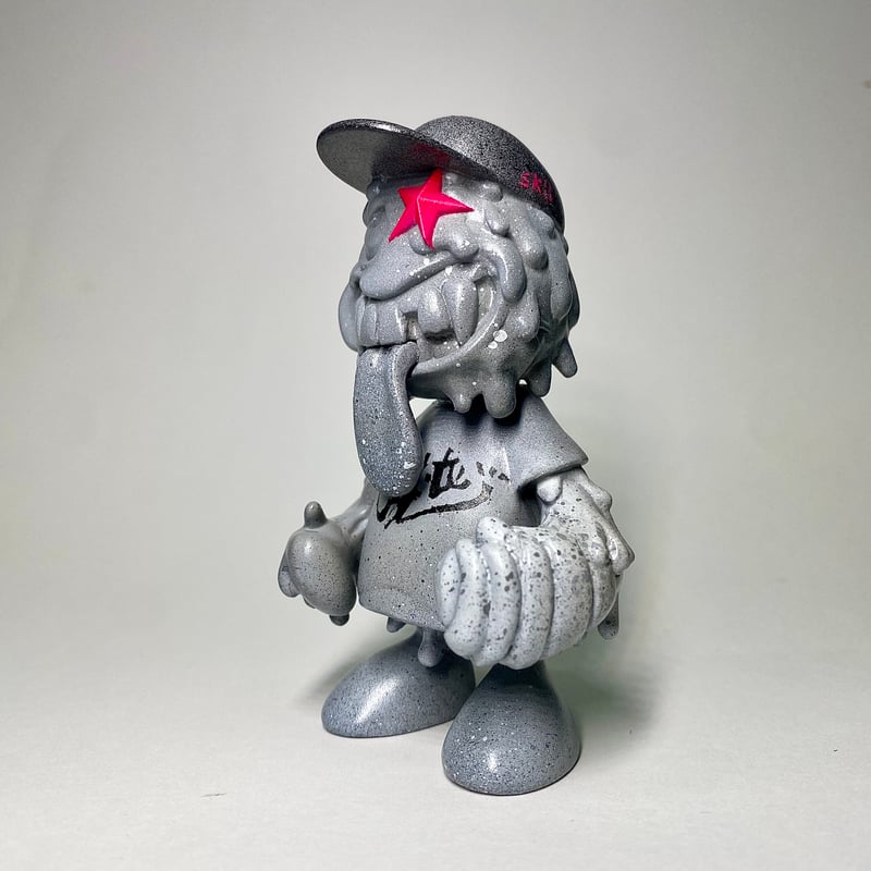 【1点モノ】QP 3 ∴ キャンバス 限定品 graffiti【美品】 Graffiti SK8ER(グラフィティ スケーター) arttoy 01 | SLICK
