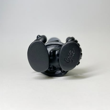 arttoy: Graffiti SK8ER 06 + Skateboard