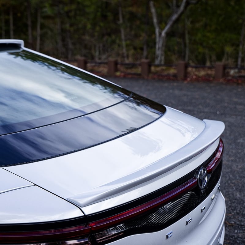 VACANCES 35クラウンクロスオーバー トランクスポイラー | VACANCES