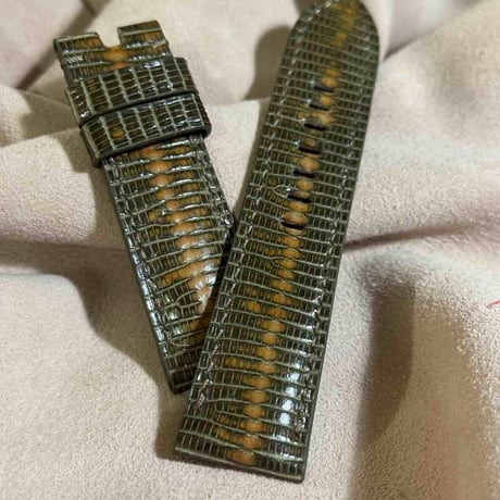 liz-319  リザード レザー 腕時計 ベルト オリーブ (ラグ幅24 mm - バックル幅22 mm)