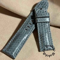 sna-133 シースネイク（ウミヘビ）腕時計ベルト グレー (ラグ幅24 mm - バックル幅22 mm)