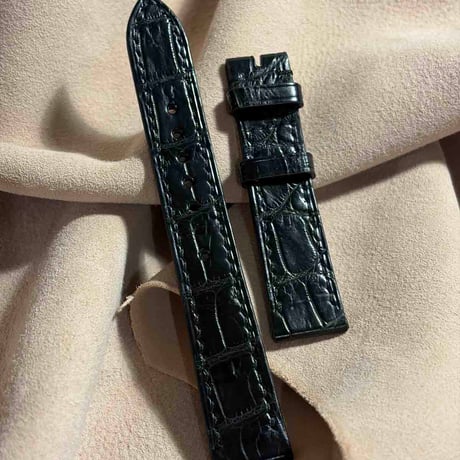 cro-2116  クロコダイル  腕時計ベルト ブラック　(ラグ幅18 mm - バックル幅16 mm)
