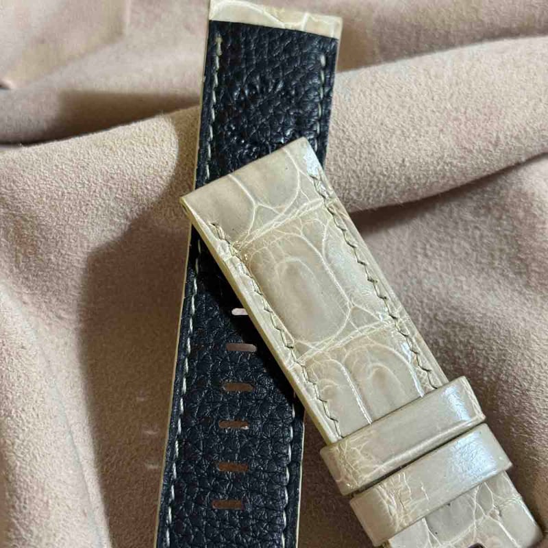 cro-1642 クロコダイル 腕時計ベルト アイボリ（グロス仕上） ラグ幅24 cro-1642 クロコダイル 腕時計ベルト アイボリ（グロス仕上