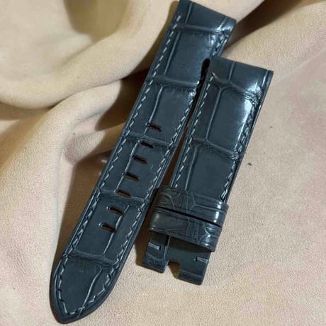 cro-1952  クロコダイル   腕時計 ベルト  ダークグレー  (ラグ幅22 mm - バックル幅20 mm)