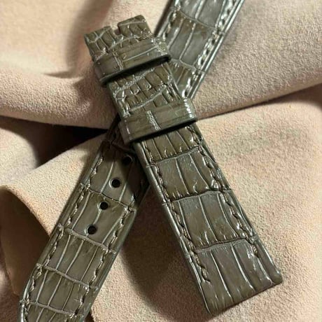 cro-2118  クロコダイル  腕時計ベルト オリーブ　(ラグ幅18 mm - バックル幅16 mm)