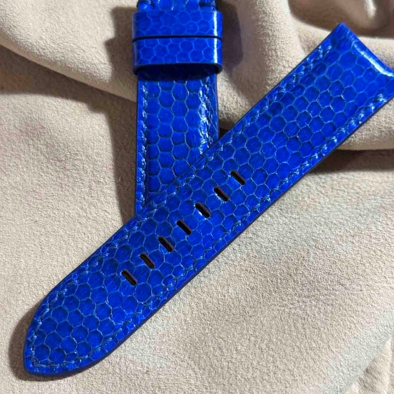 sna-145 ウミヘビ 腕時計ベルト ブルー ラグ幅24 mm sna-145 ウミヘビ 腕時計ベルト ブルー ラグ幅24 mm sna-145 シー