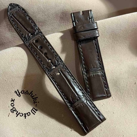 cro-1932 クロコダイル 腕時計ベルトグロス仕上げオリーブ ラグ幅20mm cro-1932 クロコダイル 腕時計 ベルト グロス仕上げオリーブ (ラグ幅20