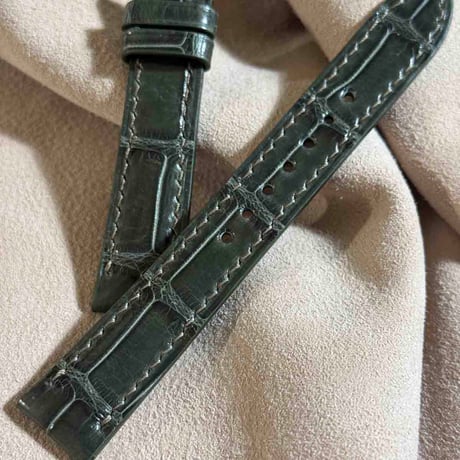 cro-1863  クロコダイル グロス仕上げ レザー 腕時計 ベルト オリーブグリーン  (ラグ幅18 mm - バックル幅16 mm)