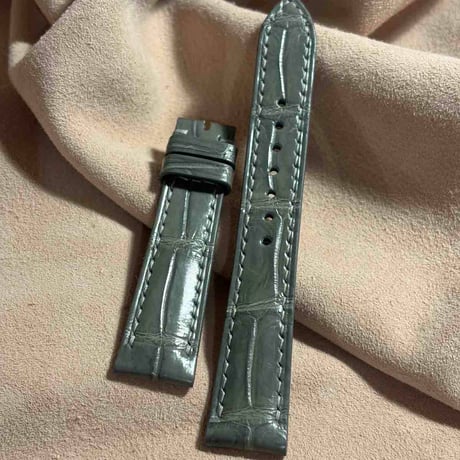 cro-2060  クロコダイル  腕時計ベルト グレー　(ラグ幅19 mm - バックル幅16 mm)