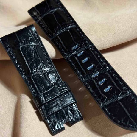 cro-1823  クロコダイル  レザー 腕時計 ベルト ブラック  (ラグ幅26 mm - バックル幅22 mm)