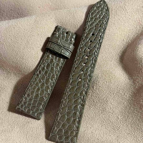 cro-2101  クロコダイル  腕時計ベルト オリーブ　(ラグ幅20 mm - バックル幅18 mm)