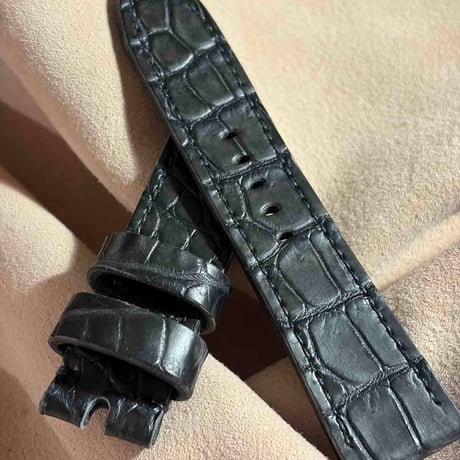 exh-62 墨染め クロコダイル 腕時計ベルト  (ラグ幅24mm - バックル幅22mm)
