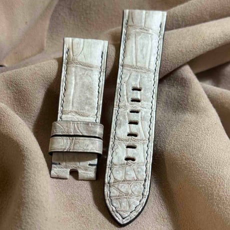 cro-1925  クロコダイル   腕時計 ベルト  ヒマラヤクロコ   (ラグ幅24 mm - バックル幅22 mm)