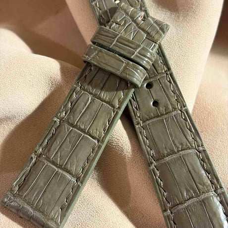 cro-1967  クロコダイル   腕時計 ベルト オリーブ  (ラグ幅21 mm - バックル幅18 mm)