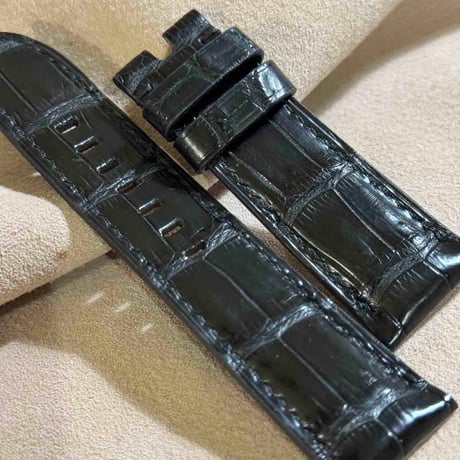cro-1902  クロコダイル   腕時計 ベルト ブラック  (ラグ幅24 mm - バックル幅22 mm)