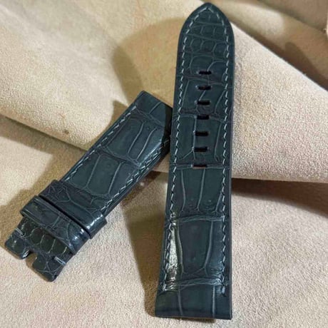 cro-1903  クロコダイル  腕時計 ベルト ダークグレー  (ラグ幅24 mm - バックル幅22 mm)