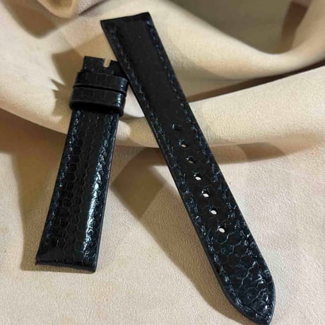 sna-160 シースネイク（ウミヘビ）腕時計ベルト ブラック (ラグ幅19mm - バックル幅16 mm)