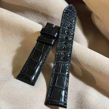 cro-1945  クロコダイル   腕時計 ベルト  ブラック  (ラグ幅21 mm - バックル幅18 mm)