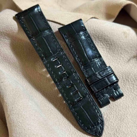 cro-1893  クロコダイル  腕時計 ベルト インクブラック  (ラグ幅22 mm - バックル幅20 mm)