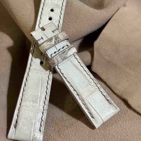 cro-1917  クロコダイル   腕時計 ベルト ヒマラヤクロコ  (ラグ幅21 mm - バックル幅18 mm)