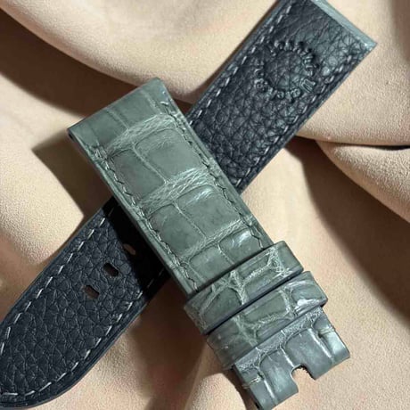cro-2056  クロコダイル  腕時計ベルト グレー　(ラグ幅24 mm - バックル幅22 mm)