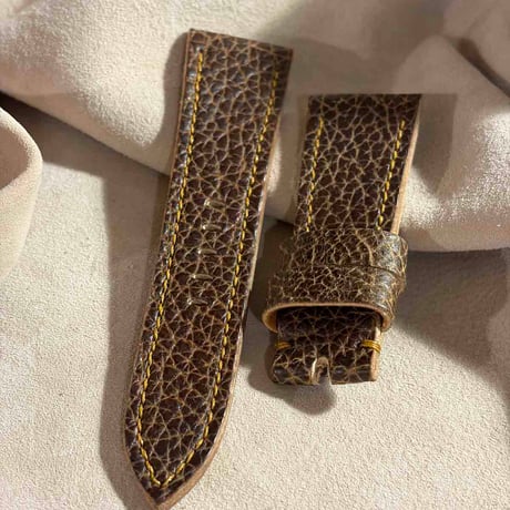 hor-263 HORWEEN バイソンレザー / ブラウン 腕時計ベルト (ラグ26mm - バックル幅22mm)