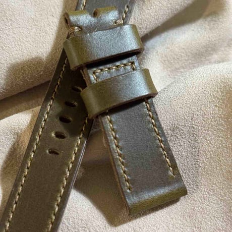 hor-231 HORWEEN クロムエクセルレザー オリーブ 腕時計ベルト (ラグ22mm - バックル幅20mm)