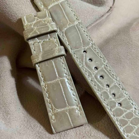 cro-1919  クロコダイル   腕時計 ベルト グロス仕上げ ベージュ  (ラグ幅21 mm - バックル幅18 mm)