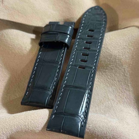 cro-1949  クロコダイル   腕時計 ベルト  ダークグレー  (ラグ幅24 mm - バックル幅22 mm)