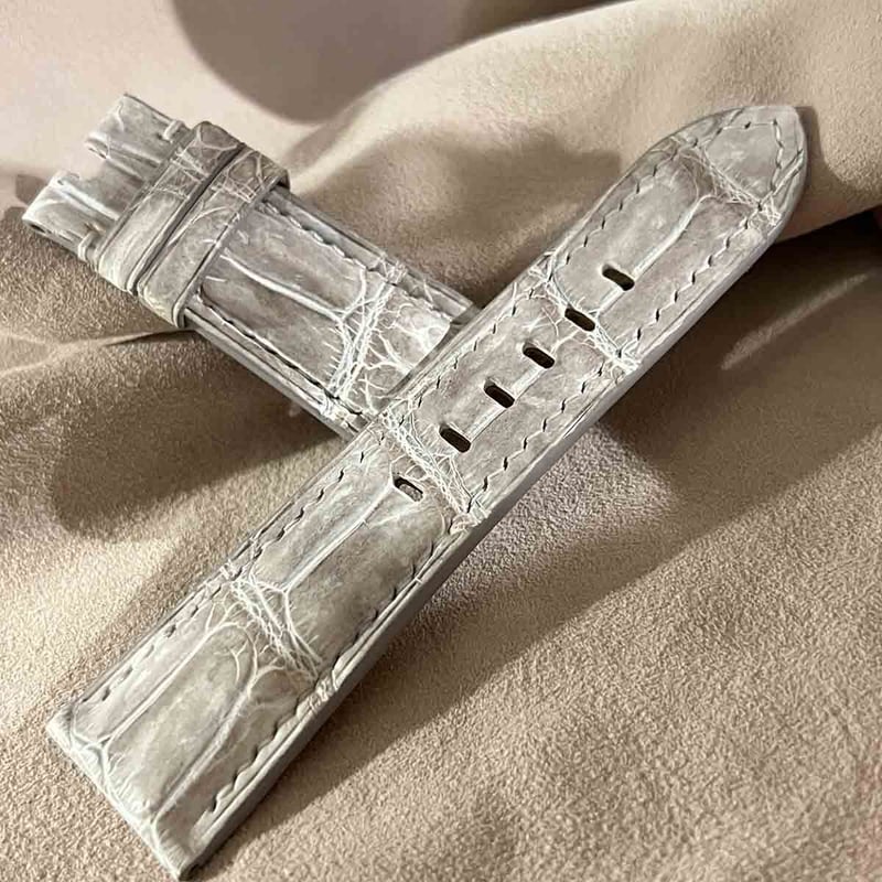 cro-1038 クロコダイル レザー 腕時計 ベルト ヒマラヤクロコ cro-1038 クロコダイル レザー 腕時計 ベルト ヒマラヤクロコ