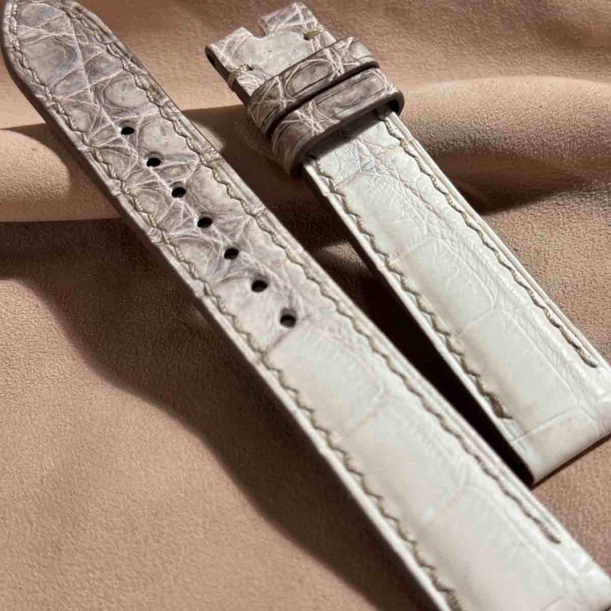 cro-1685 クロコダイル レザー 腕時計 ベルト ヒマラヤクロコ cro-1685 クロコダイル レザー 腕時計 ベルト ヒマラヤクロコ