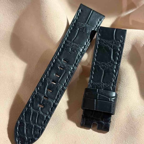 cro-2106  クロコダイル  腕時計ベルト ブラック　(ラグ幅22 mm - バックル幅20 mm)
