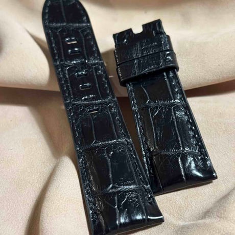 cro-1823  クロコダイル  レザー 腕時計 ベルト ブラック  (ラグ幅26 mm - バックル幅22 mm)