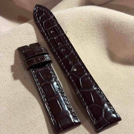 cro-2124  クロコダイル  腕時計ベルト ダークブラウン (ラグ幅20 mm - バックル幅18 mm)