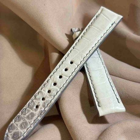 cro-1963  クロコダイル   腕時計 ベルト ヒマラヤクロコ  (ラグ幅19 mm - バックル幅16 mm)