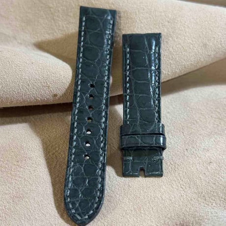 cro-1899  クロコダイル  腕時計 ベルト ダークグレー  (ラグ幅20 mm - バックル幅18 mm)