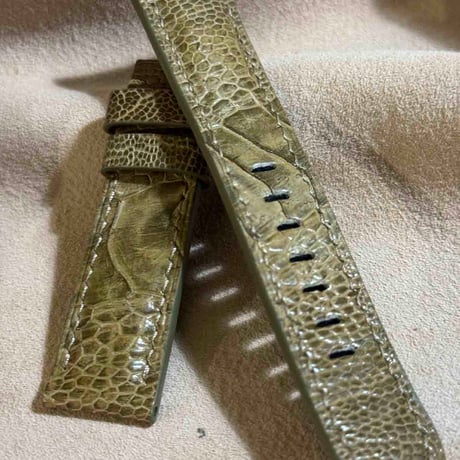 ost-430 オーストリッチレザー 腕時計ベルト モスグリーン (ラグ幅22mm - バックル幅20mm)
