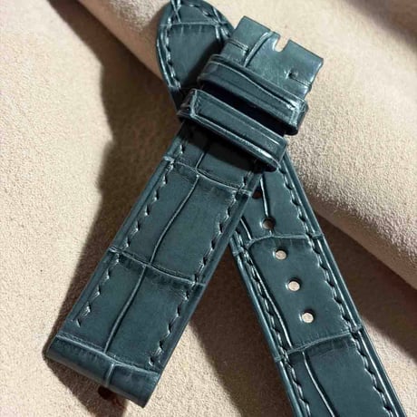 cro-2114  クロコダイル  腕時計ベルト グレー　(ラグ幅20 mm - バックル幅18 mm)