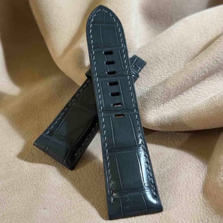 cro-1911  クロコダイル   腕時計 ベルト ダークグレー  (ラグ幅26 mm - バックル幅22 mm)