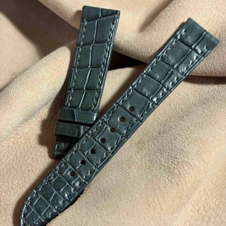 cro-2119  クロコダイル  腕時計ベルト グレー　(ラグ幅18 mm - バックル幅16 mm)