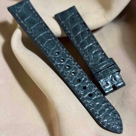 cro-1881  クロコダイル  腕時計 ベルト グレー  (ラグ幅18 mm - バックル幅16 mm)