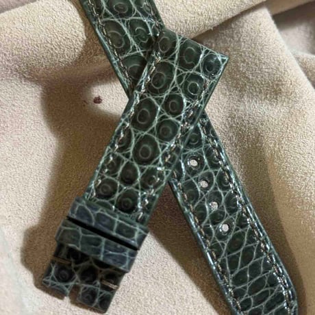 cro-1932  クロコダイル   腕時計 ベルト  グロス仕上げオリーブ  (ラグ幅20 mm - バックル幅18 mm)