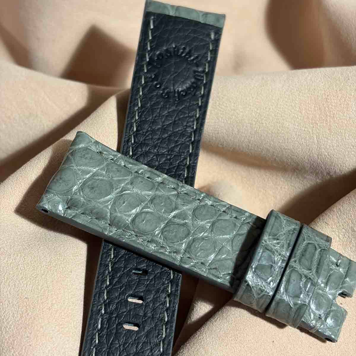 cro-2064 クロコダイル 腕時計ベルト ライトグレー (ラグ幅22 mm