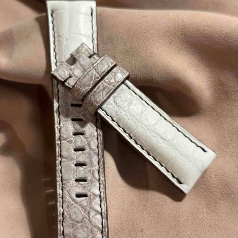 cro-1699 クロコダイル レザー 腕時計 ベルト ヒマラヤクロコ cro-1699 クロコダイル レザー 腕時計 ベルト ヒマラヤクロコ
